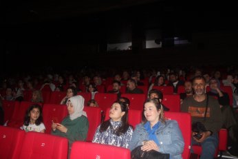 Ünal “dursun.” Murat durmasın!