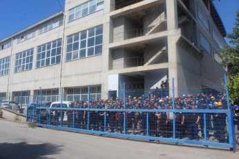 Gürdesan’da işçi zehir zemberek: Satıldık!