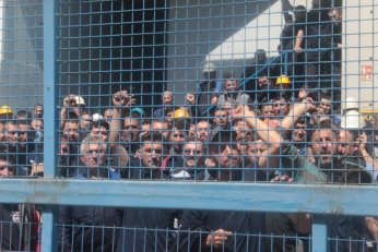 Gürdesan’da işçi zehir zemberek: Satıldık!