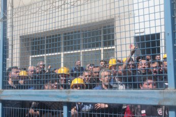 Gürdesan’da işçi zehir zemberek: Satıldık!