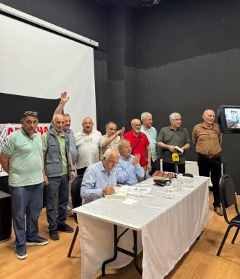 Çiftçi, Kurmaysız Devrimciler’i Esenyurt’ta imzaladı