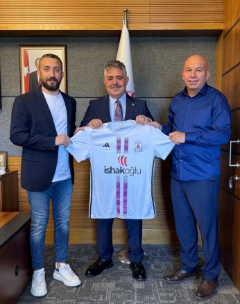 Öztürk’ten fikstür öncesi vekil turu