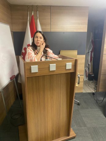 Üstelik 45’i çalışmaya  mecbur, “emekli” idi