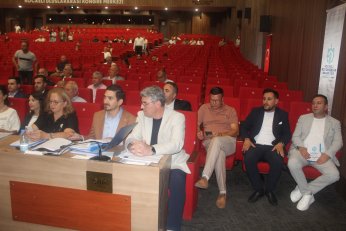 Başiskele’de yer değişimi Çayırova’yı anımsattı