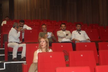 Başiskele’de yer değişimi Çayırova’yı anımsattı