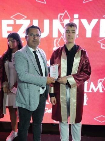 Gebze Mektebim Koleji Türkiye  birinciliğini Yiğit Ege ile tutturdu