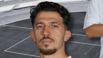 8’nci imza Pendikli Tolunay  Yurtseven’e attırıldı