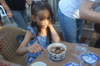 Pir Sultan'da aşure Alevi, Dürzi ve  Hristiyanlar için kaynadı 