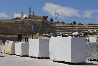 Doğal taşta doğalötesi güç birliği