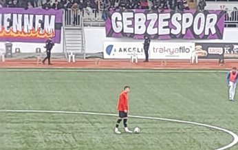 Algısı açık. Reaksiyonu Çok iyi. Beyefendi