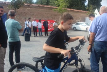 Asgari ücret yoksulluk sınırını aşmalı