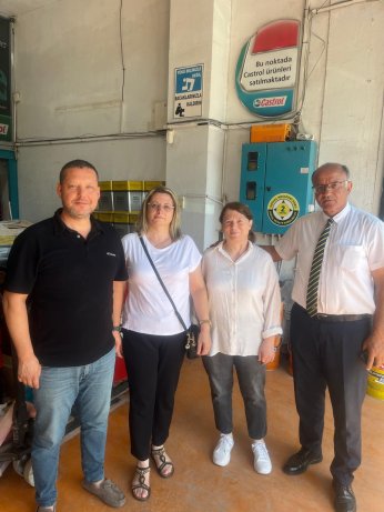 Oda meclisi kuracak, makam  aracını esnafa tahsis edeceğim