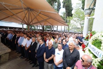 Cömert, mütevazi,  müşfik ve hasbiydi 