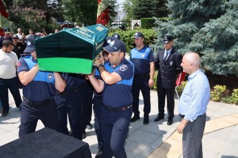 Cömert, mütevazi,  müşfik ve hasbiydi 