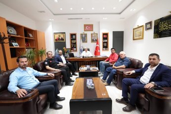 Ömeroğlu basın hariç herkese teşekkür etti