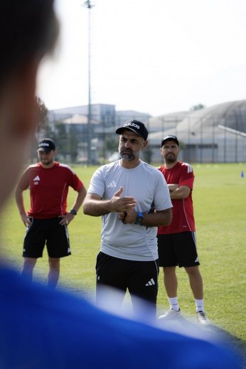 Batuhan Üzgül profesyonellikte ilk İmzayı Gebzespor’da attı 