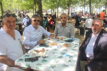 Afet ekibi kuracak, derneğimize  yer kazandıracağız