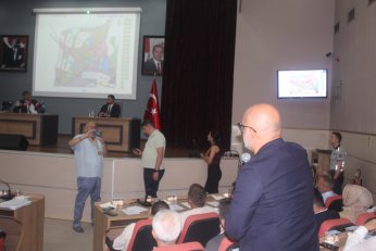 Balçık’ta konut arazisi depolamaya dönüştü