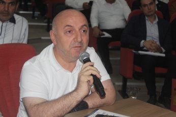 Köy yollarına bakım onarım “yola çıkmış!”