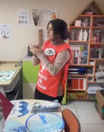 Yaşanabilir gelecek için eğitmeye devam ediyor