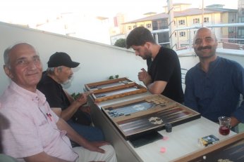 Mühendisler düşeş attı yek geldi