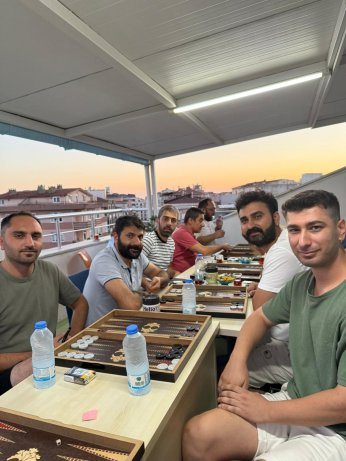 Mühendisler düşeş attı yek geldi