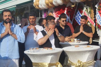 Hook in Lab’a güllük  gülistanlık görkemli açılış