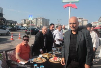 Hook in Lab’a güllük  gülistanlık görkemli açılış