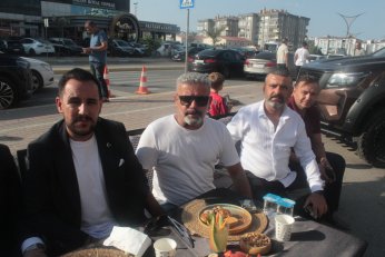 Hook in Lab’a güllük  gülistanlık görkemli açılış