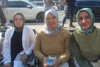 Hook in Lab’a güllük  gülistanlık görkemli açılış