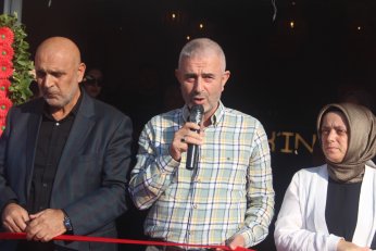 Hook in Lab’a güllük  gülistanlık görkemli açılış