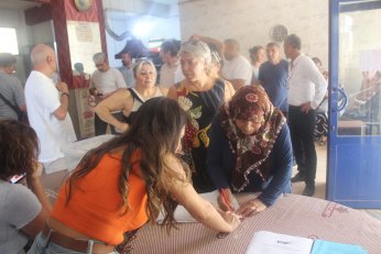 Osman Yılmaz’da beş  kadın her iki listede yer aldı