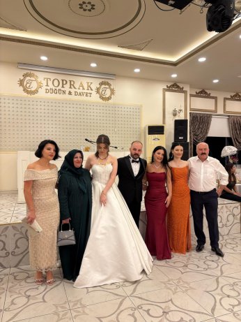 Mimar gelinle  öğretmen damattan yaz sonu düğünü