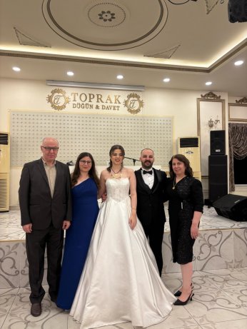 Mimar gelinle  öğretmen damattan yaz sonu düğünü