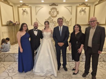 Mimar gelinle  öğretmen damattan yaz sonu düğünü