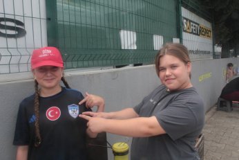 Babaları ve arkadaşlarının haklarını istediler 