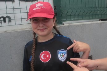 Babaları ve arkadaşlarının haklarını istediler 