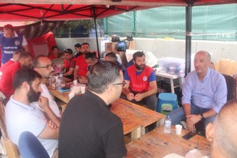 Babaları ve arkadaşlarının haklarını istediler 