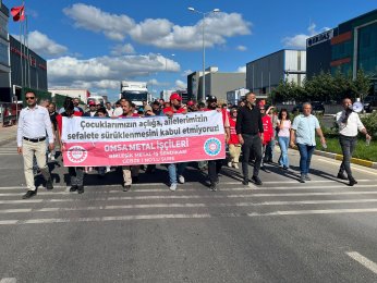 Babaları ve arkadaşlarının haklarını istediler 