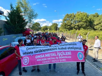 Babaları ve arkadaşlarının haklarını istediler 