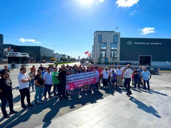 Babaları ve arkadaşlarının haklarını istediler 