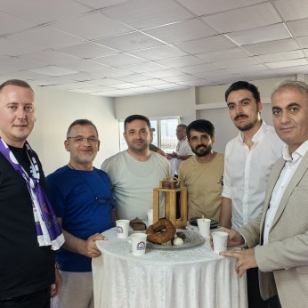 At Mustafa at.  Tut Furkan tut 