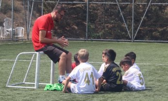 Planlı, programlı, bilimsel  eğitim Yenikent SK’da 