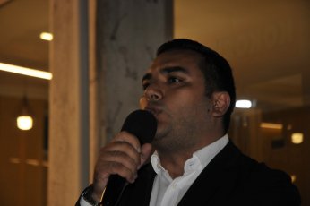 Hepimiz Altan Öymen Hepimiz Özgür Özel’iz