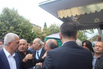 Hacer Bora toprağa verildi 