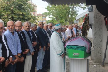 Hacer Bora toprağa verildi 