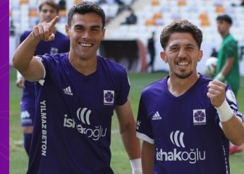 Zirvede, “Bir arkadaşa” bakıp çıktık