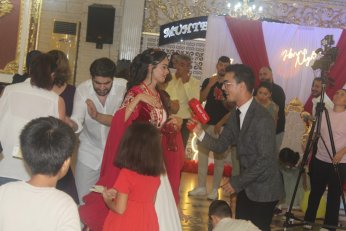 Sazı alah tarı çalah. Oynayalım Terekeme…