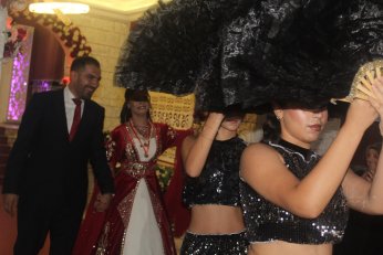 Sazı alah tarı çalah. Oynayalım Terekeme…