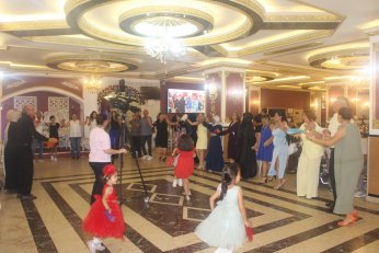 Sazı alah tarı çalah. Oynayalım Terekeme…